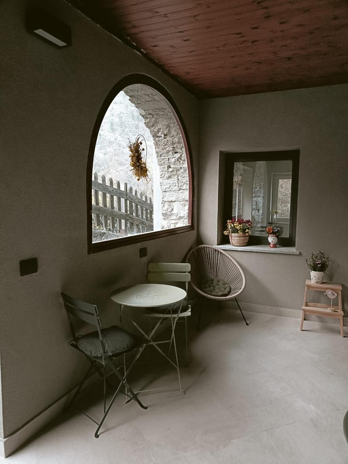 B&B Au Chateau Blanc Arvier Esterno foto