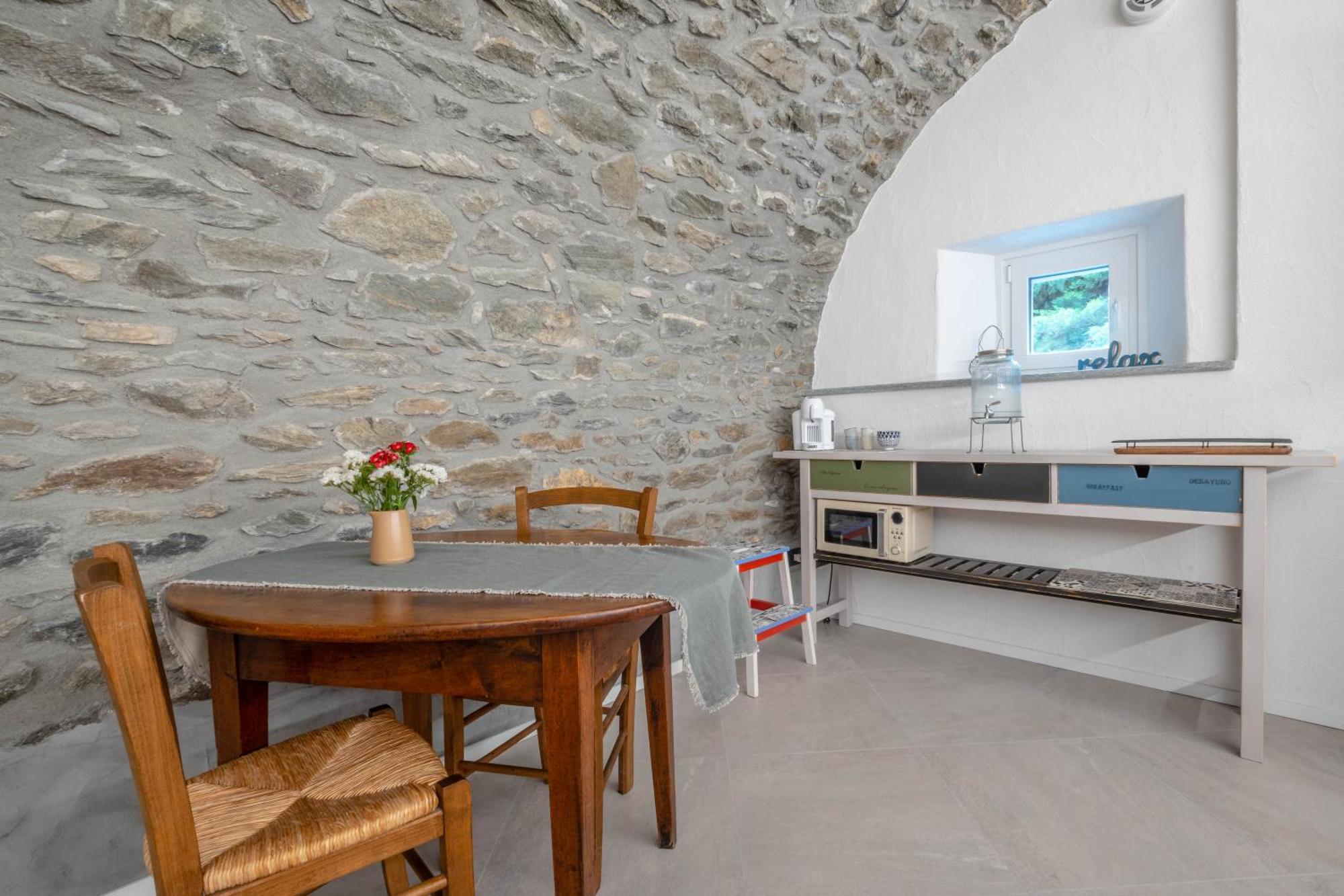 B&B Au Chateau Blanc Arvier Esterno foto
